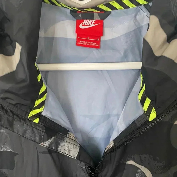Nike Track & Field Windrunner Camo Mens XL Windbreaker Lightweight Packable - Picture 3 of 7
